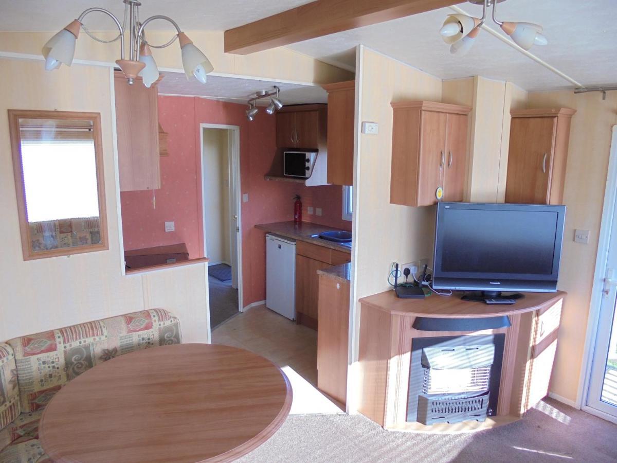 6 Berth Sealands Heated *
