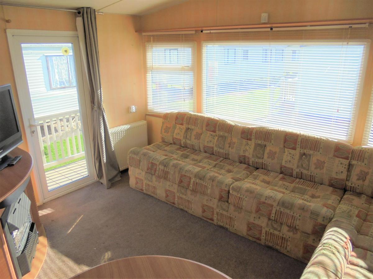 6 Berth Sealands Heated Appartement *