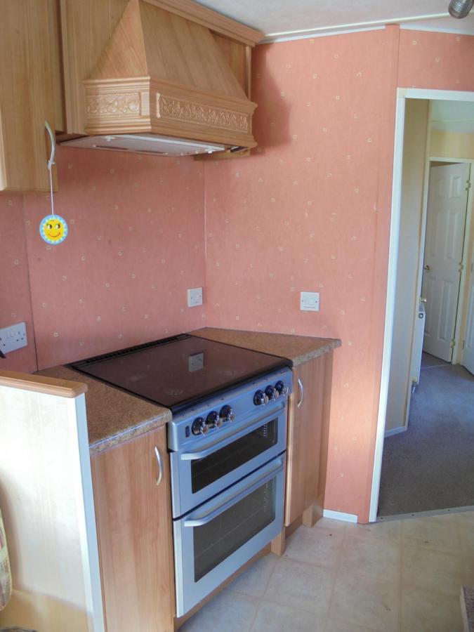 6 Berth Sealands Heated *